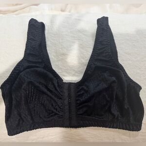Super comfy & supportive black bra